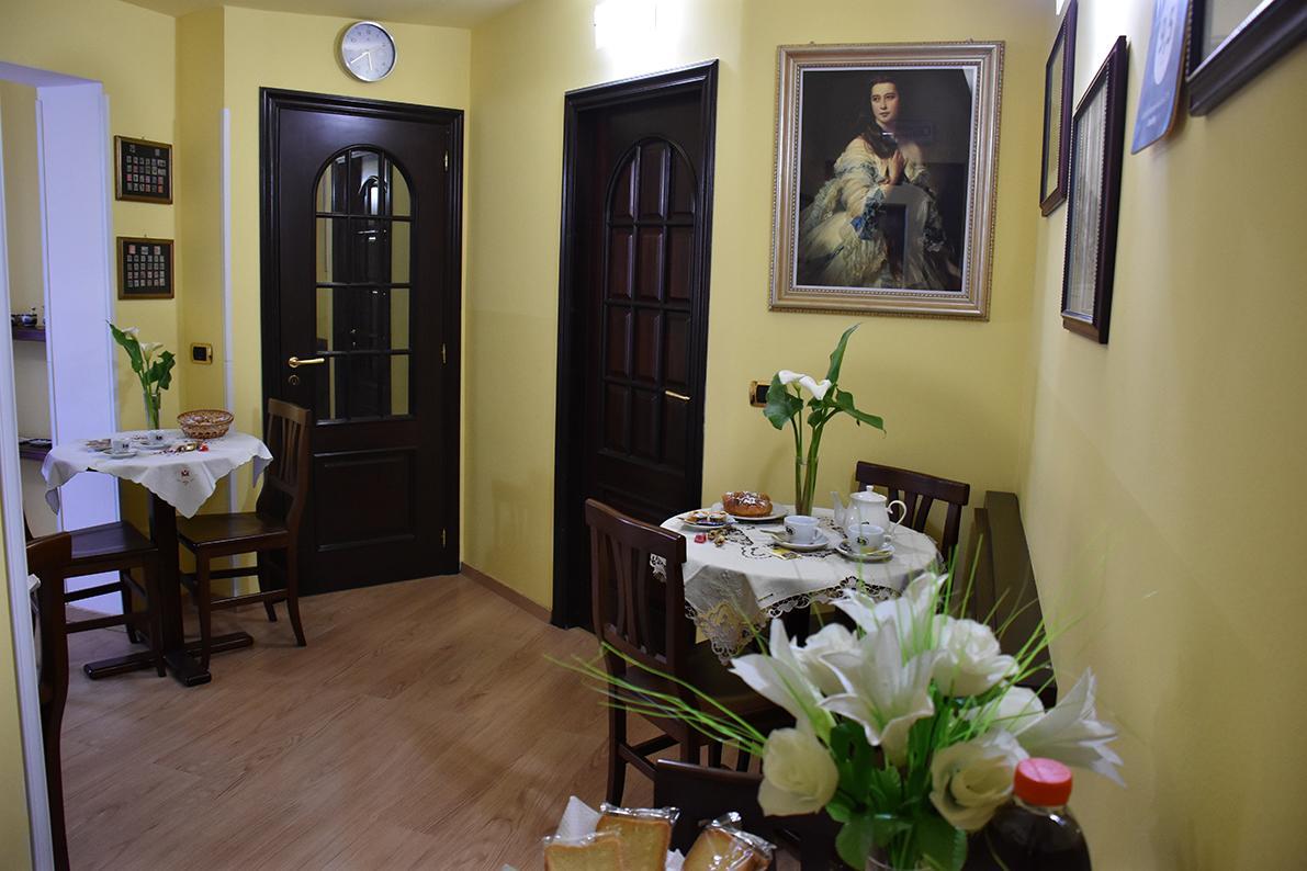 B&B La Casa Di Luigi Giardini Naxos Bagian luar foto