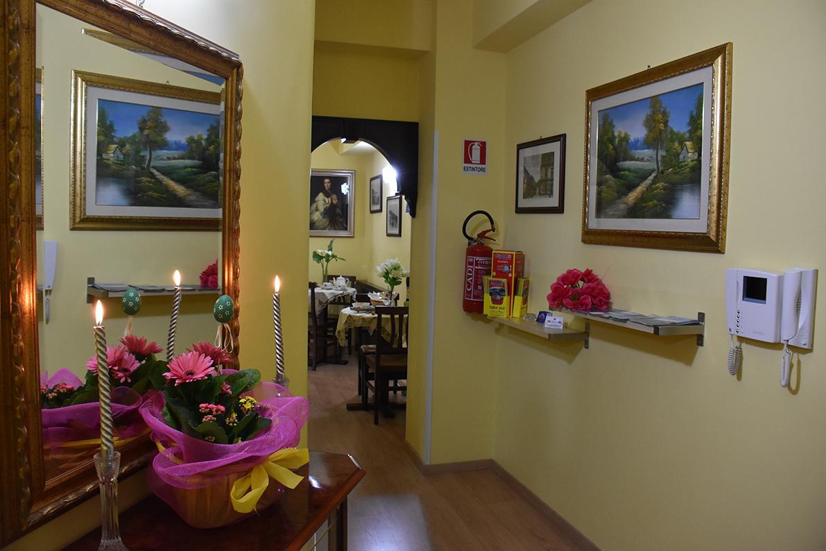 B&B La Casa Di Luigi Giardini Naxos Bagian luar foto