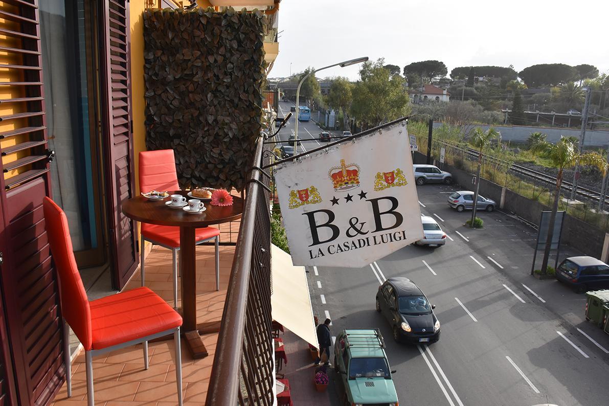 B&B La Casa Di Luigi Giardini Naxos Bagian luar foto