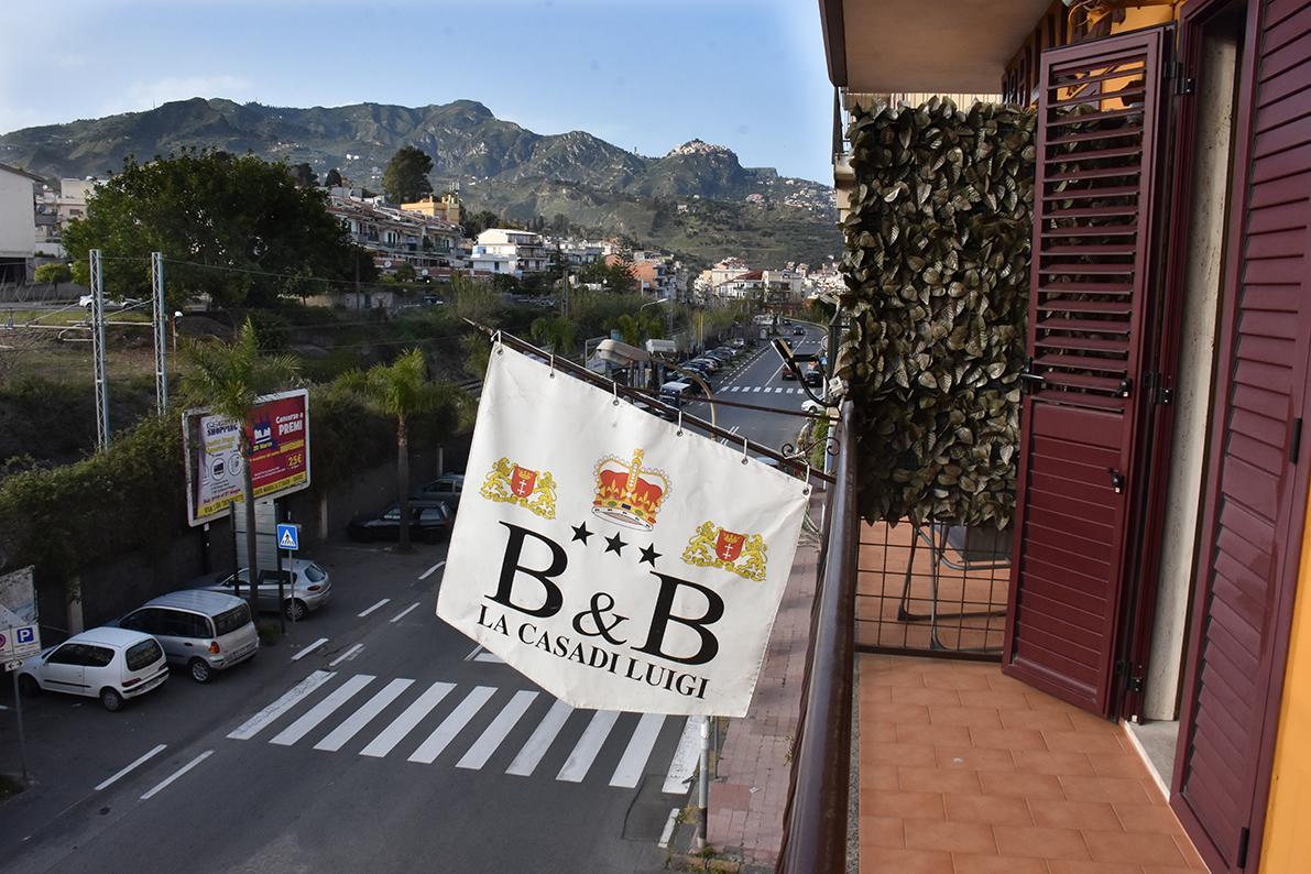 B&B La Casa Di Luigi Giardini Naxos Bagian luar foto